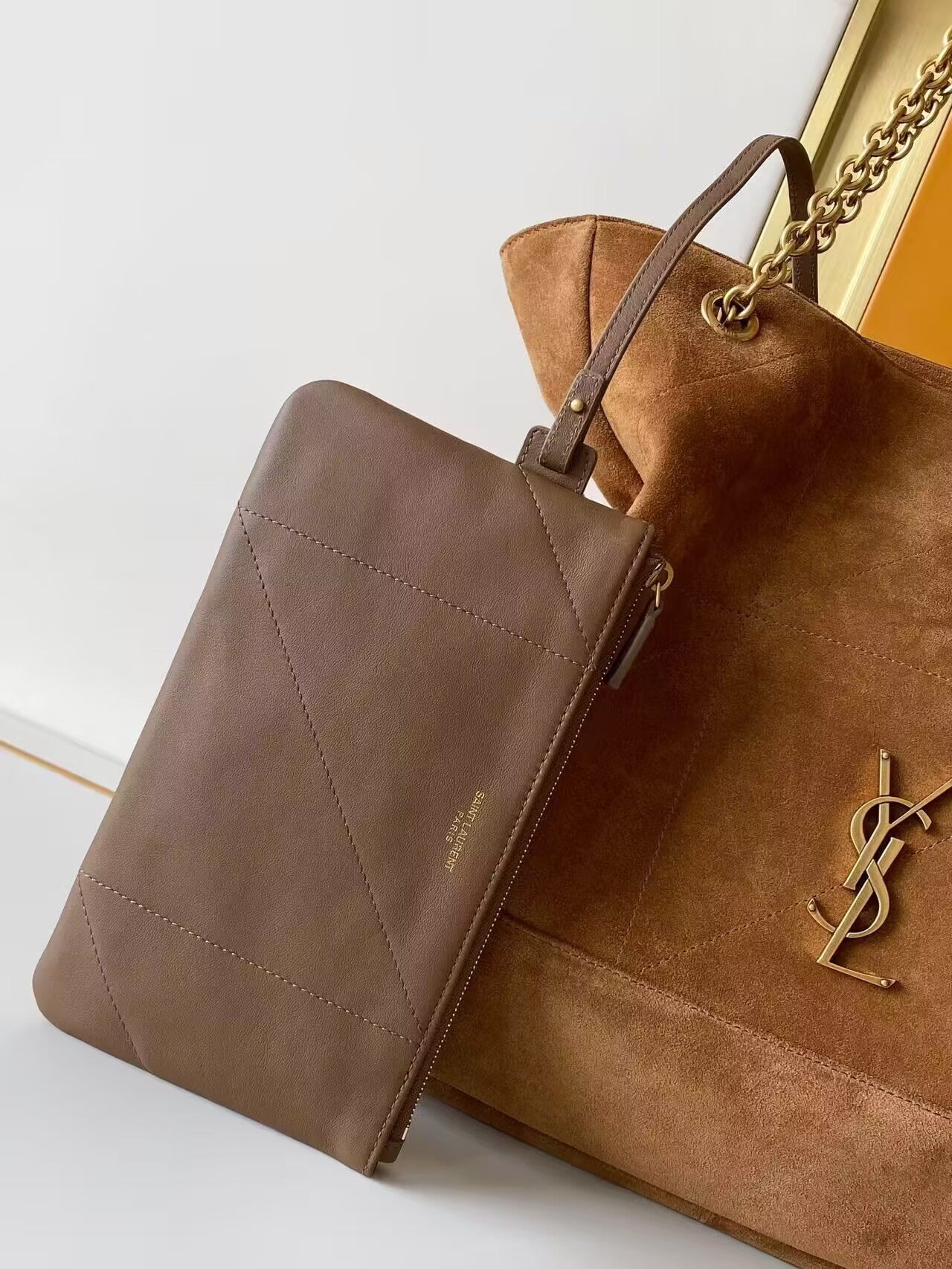 Y51 JAMIE Shopping in Suede 35x35x10cm