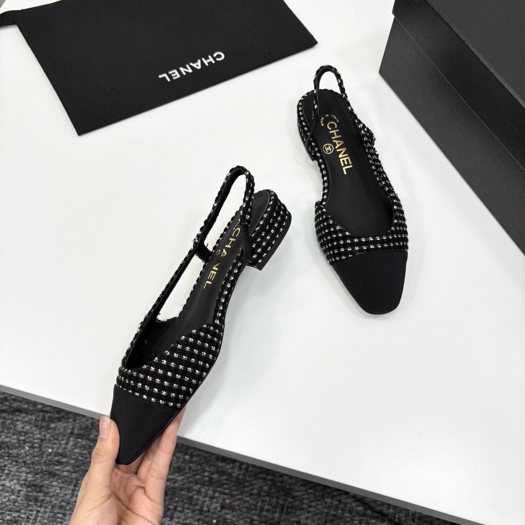 UA Ch**el SLINGBACKS FLAT