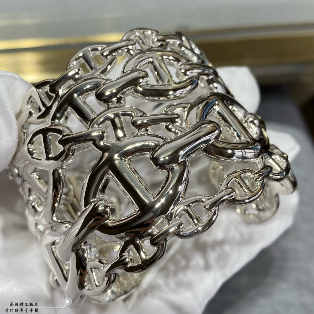 H**me5 Open pig nose Bracelet