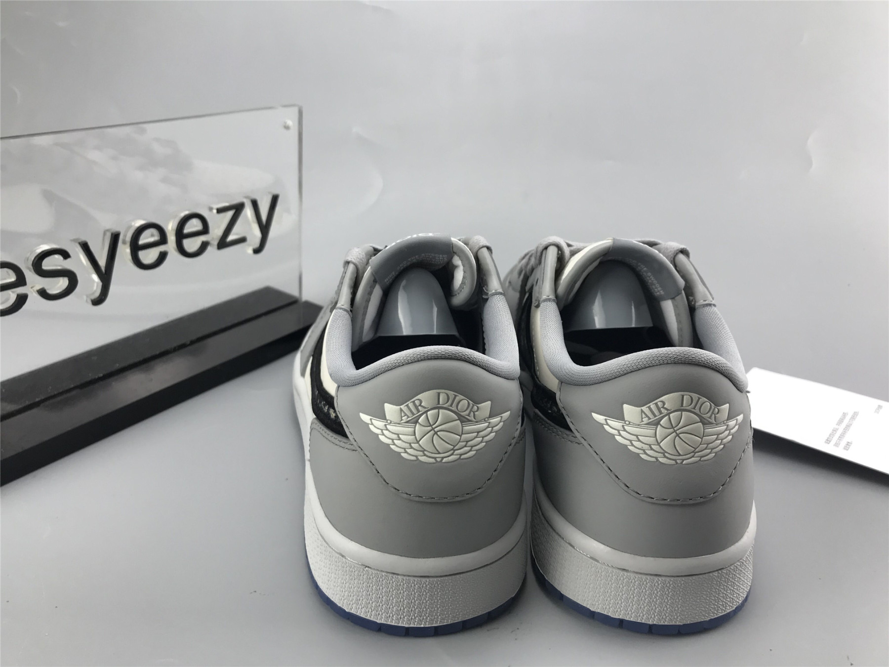 UPDATED TOP UA AIR JORDAN 1 RETRO LOW X DR