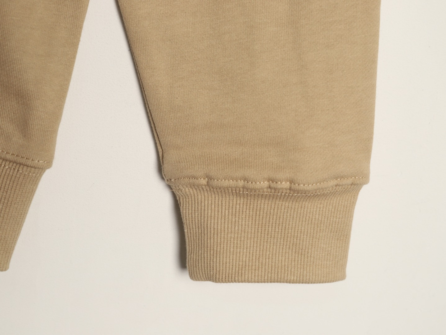 Bv*b*rry Coats