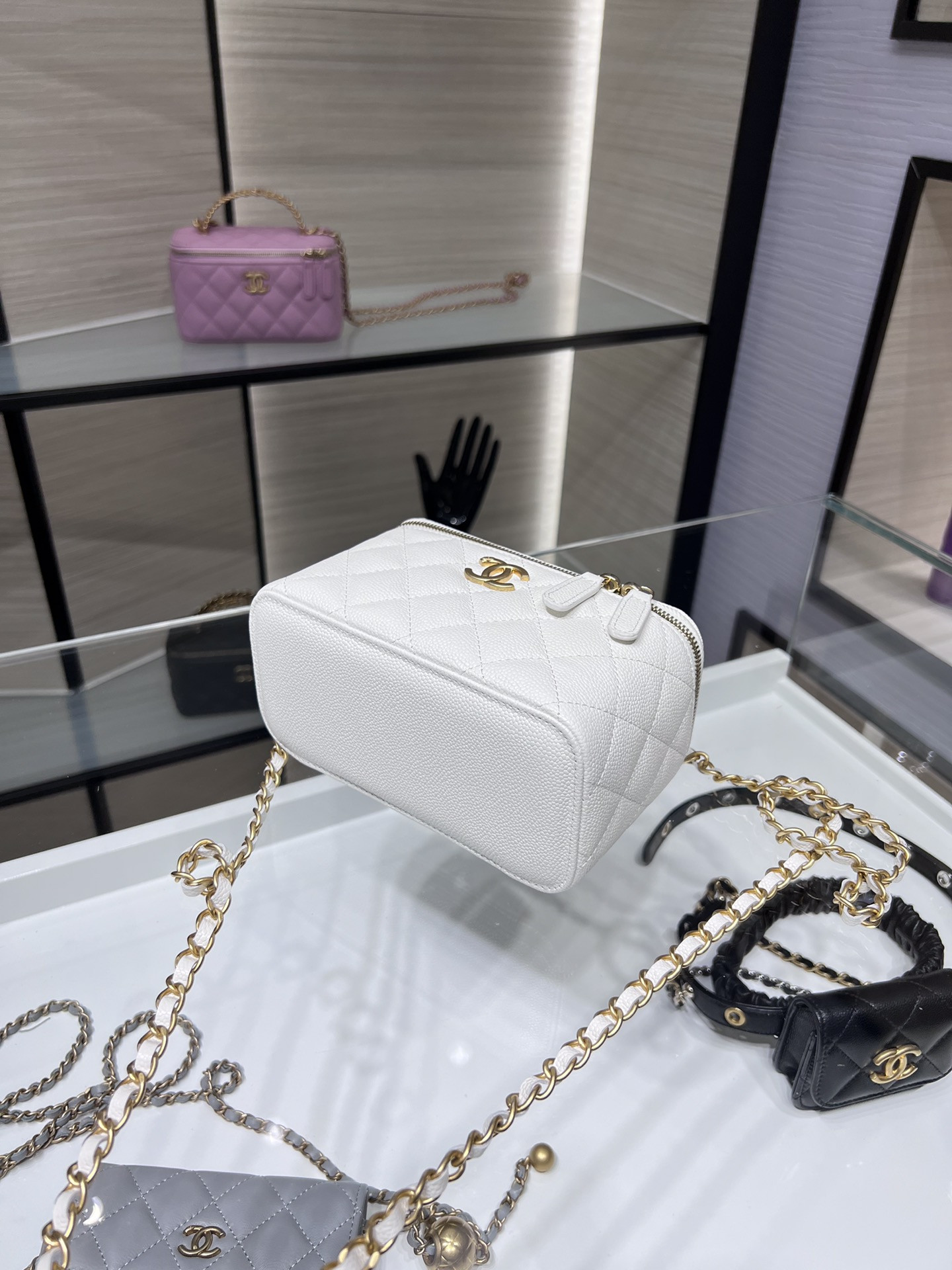 Ch**el Vanity With Chain 9.5x17x8cm