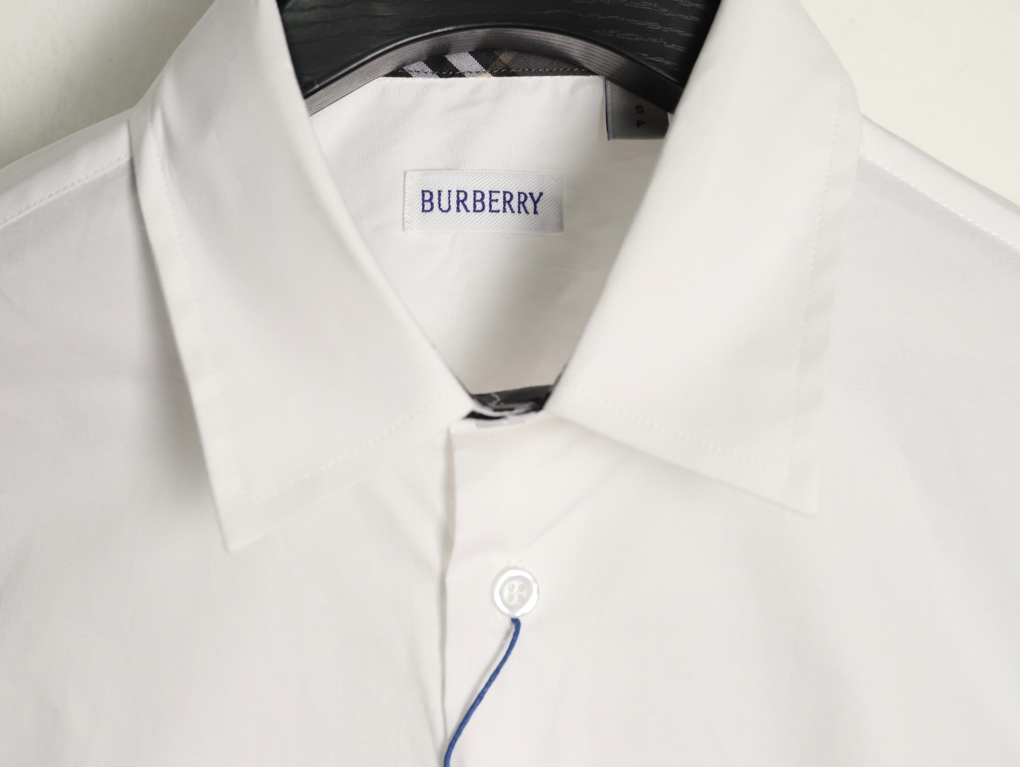 Bv*b*rry Long-sleeved Shirts