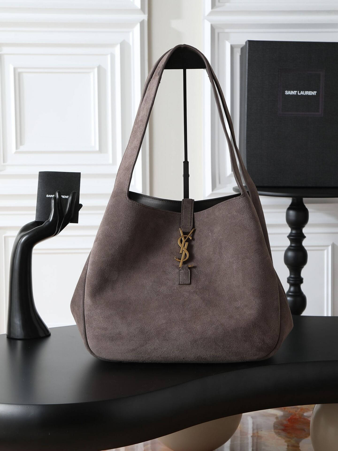 Y51 le 5 à 7 bea in suede 50×28×18cm