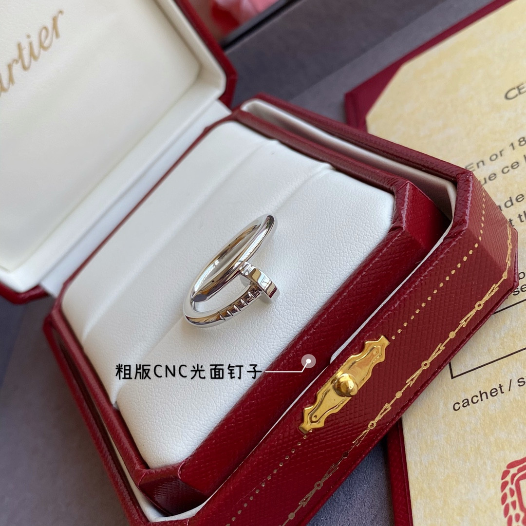 Ca*t1er Thick version smooth nail Ring
