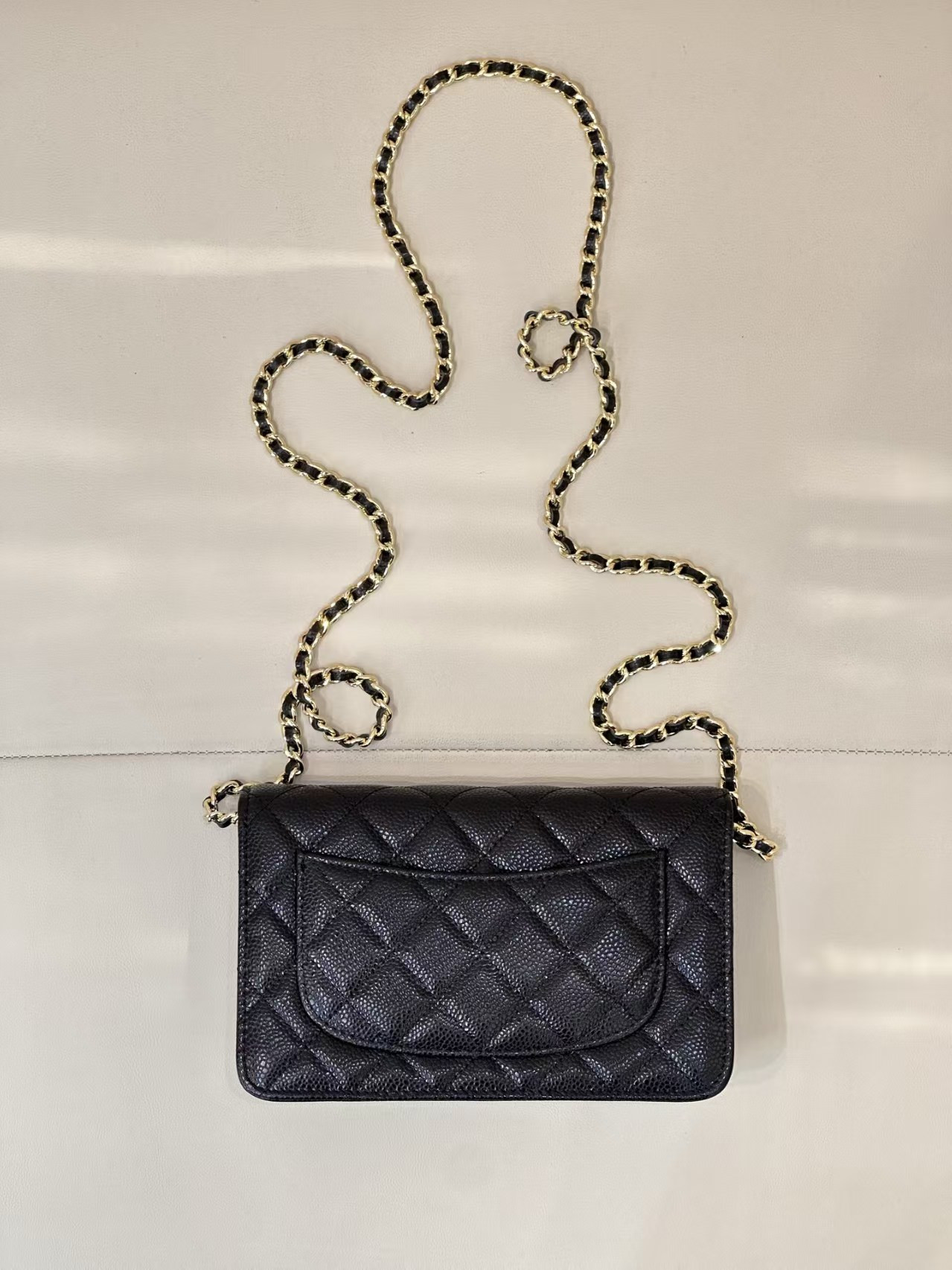 Ch**el WOC CLASSIC WALLET ON CHAIN 13x19cm