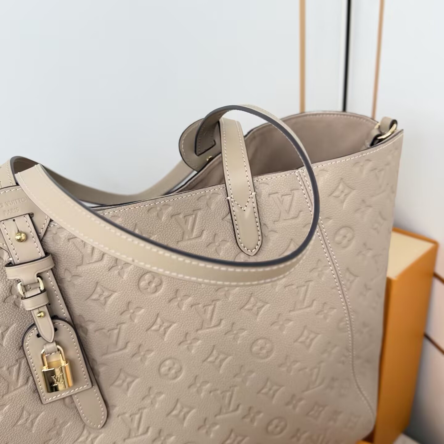 LV All In One MM M25889 56.5x30.5x17cm