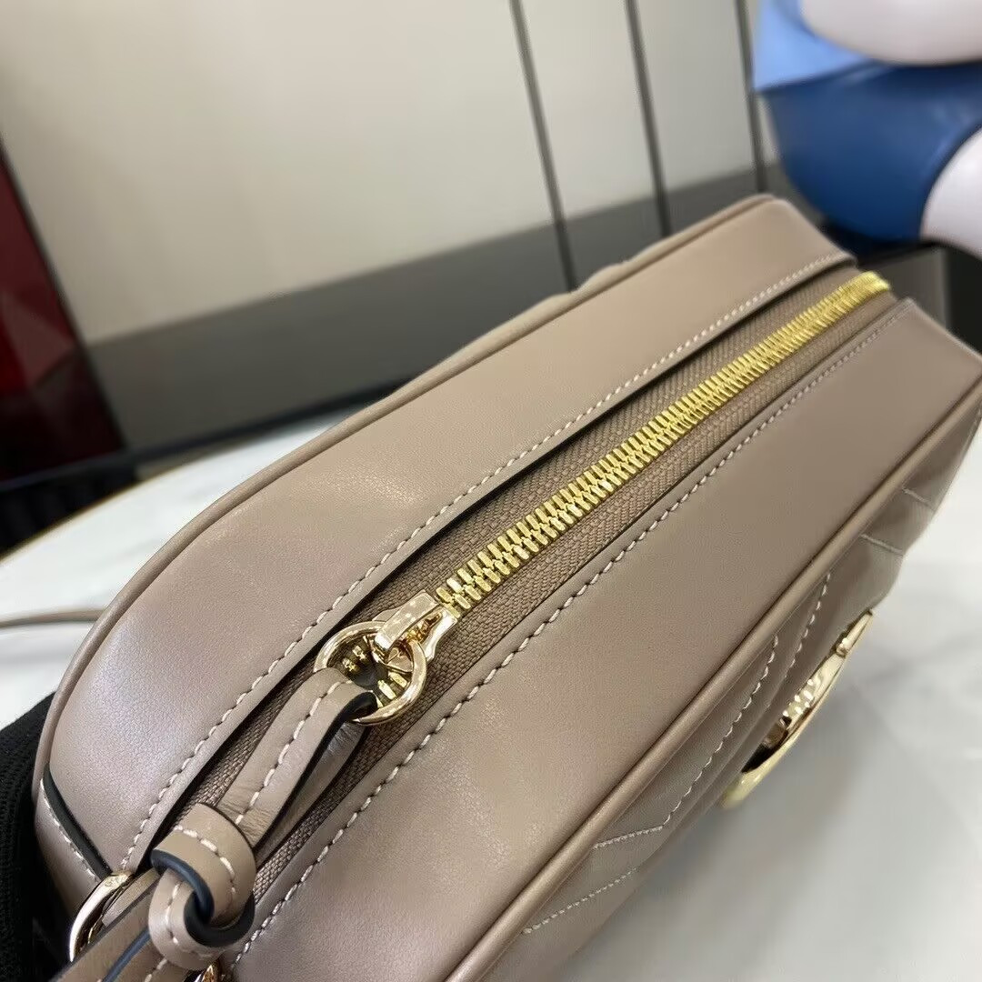 Gvc*1 GG Marmont small shoulder bag 24x12x7cm