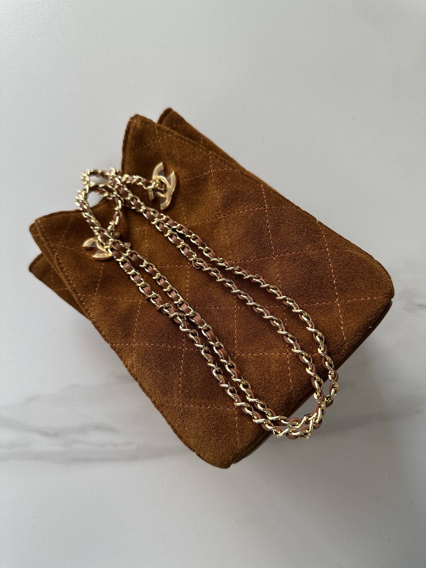 Ch**el Bucket Bag with chain AP5359 18x11.5x11.5cm