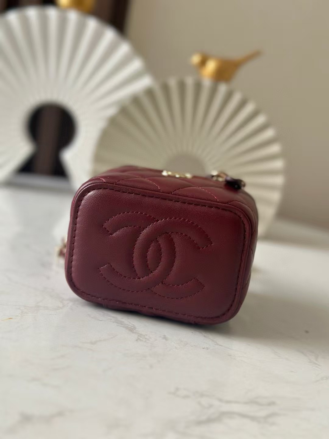 Ch**el Classic Top Handle Vanity Case with Chain 10x7x9cm