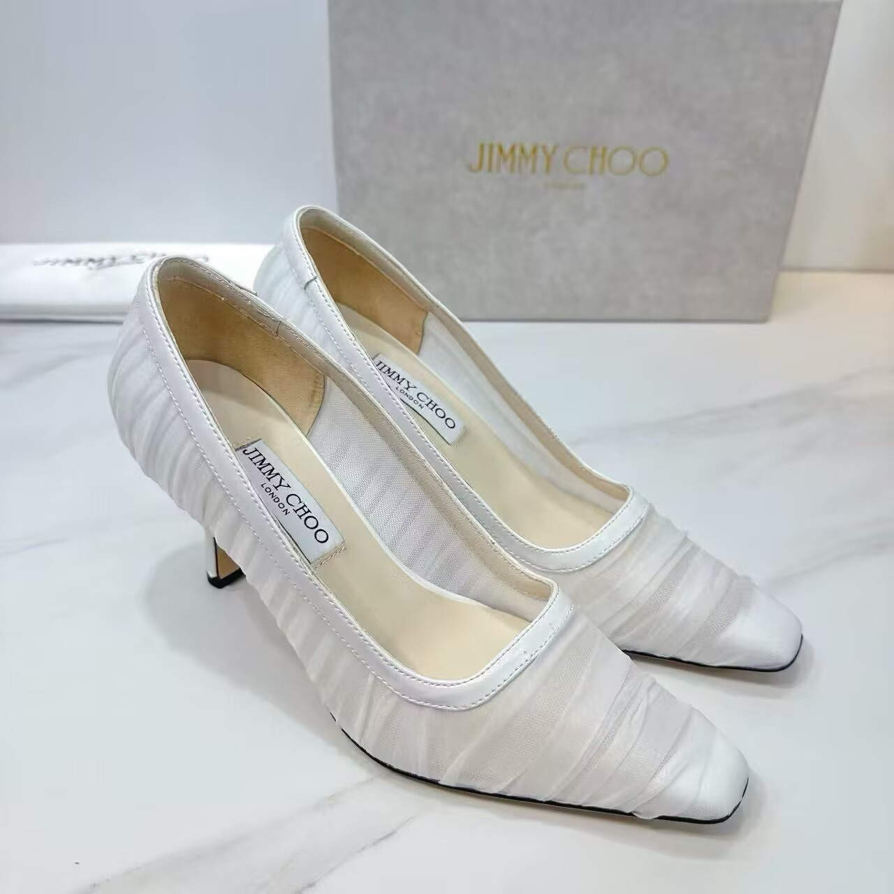 UA J1m*y Ch00 Ivory Tulle and Nappa Pumps