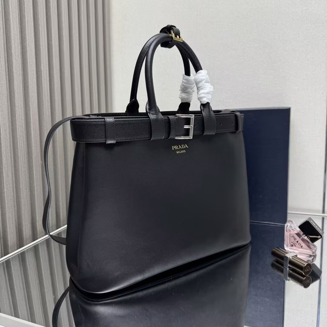 Pra*a Buckle leather bag with belt Black 25x35x14cm
