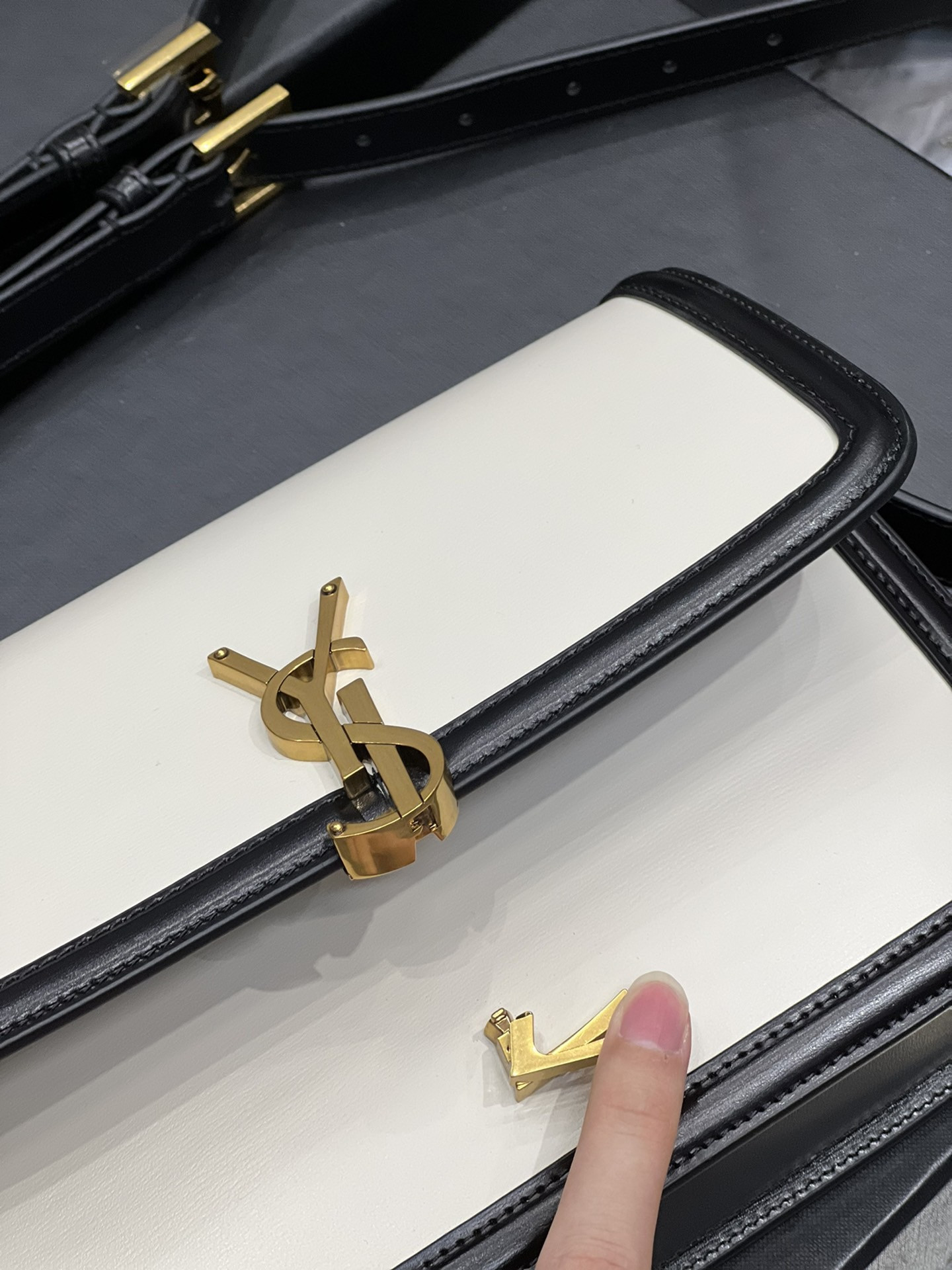 Y51 SOLFERINO SMALL SATCHEL IN BOX Sa1nt Lau*nt 19 X 13 X 5 CM