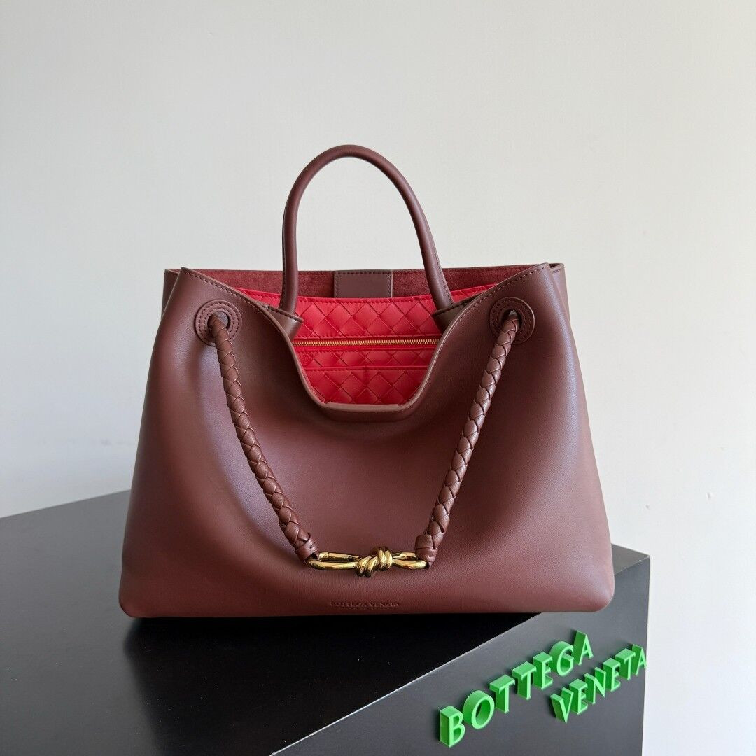 B0tt*ga Ven*ta Medium Andiamo 32x25x11CM