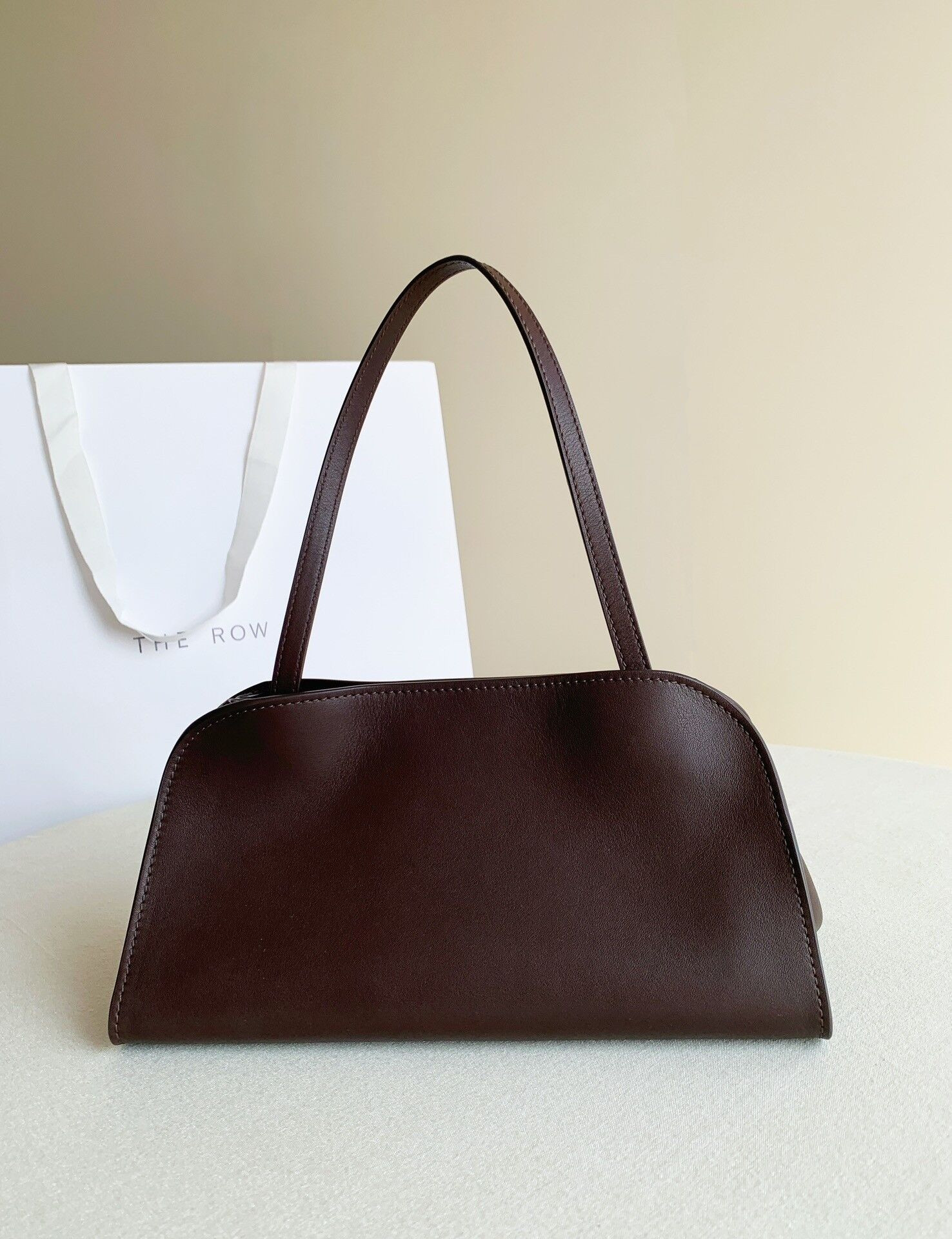 The R0w Peggy Clutch in Leather 28x13x14cm