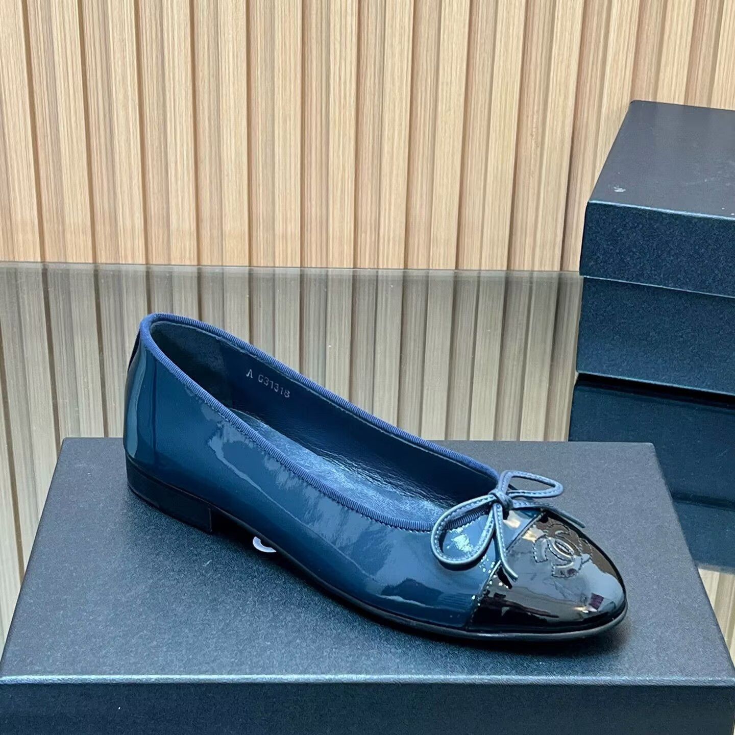 UA Ch**el Ballet flats