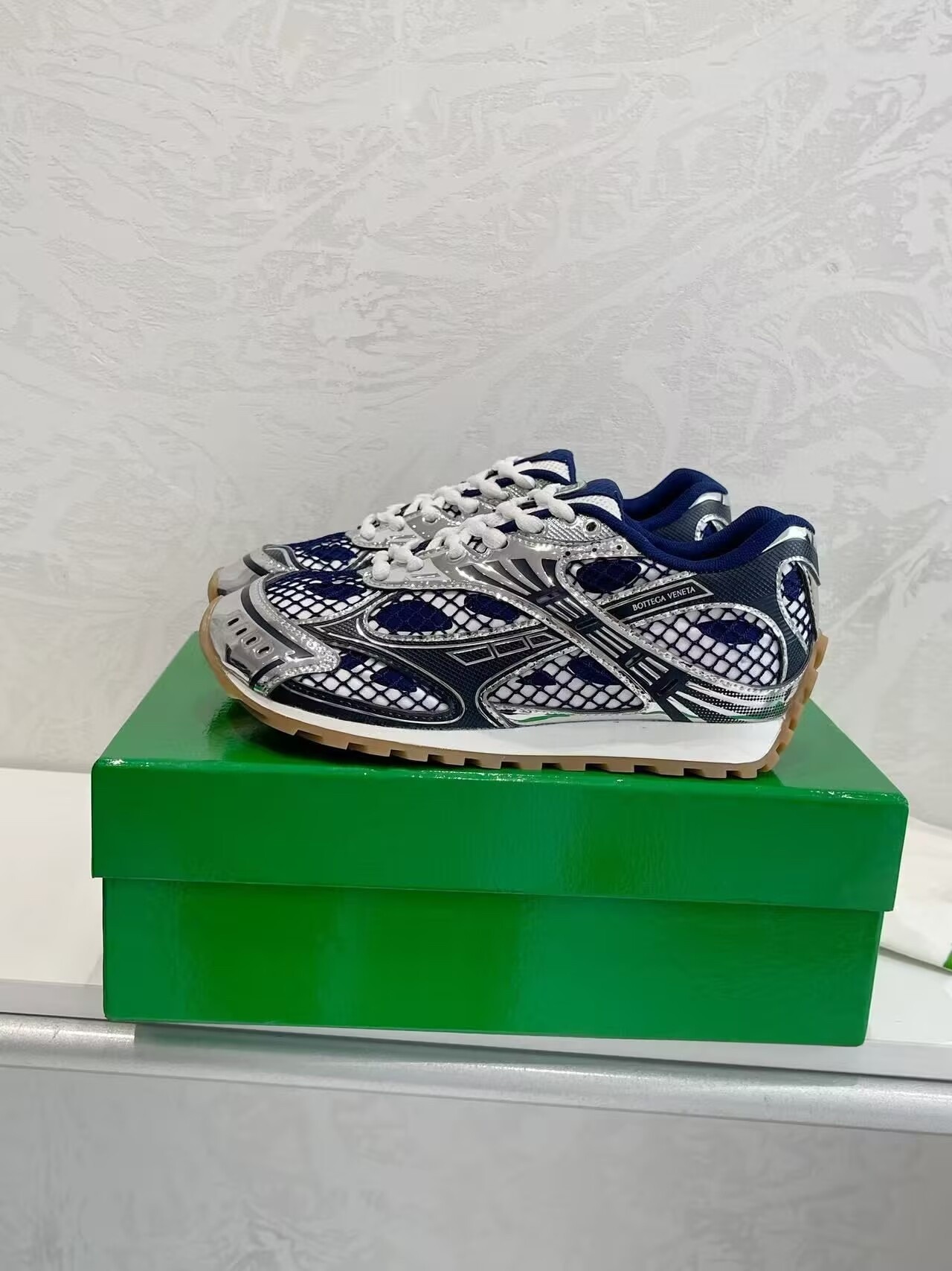 UA B0tt*ga Ven*ta Orbit Sneaker