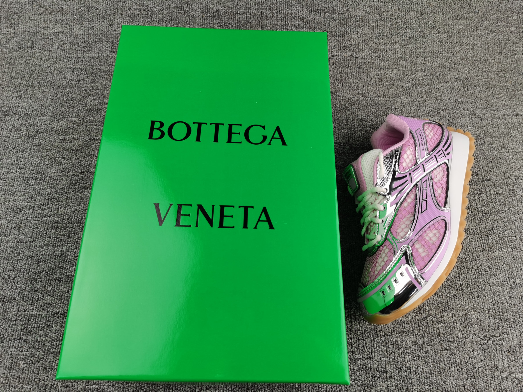 UA B0tt*ga Ven*ta Orbit Sneaker