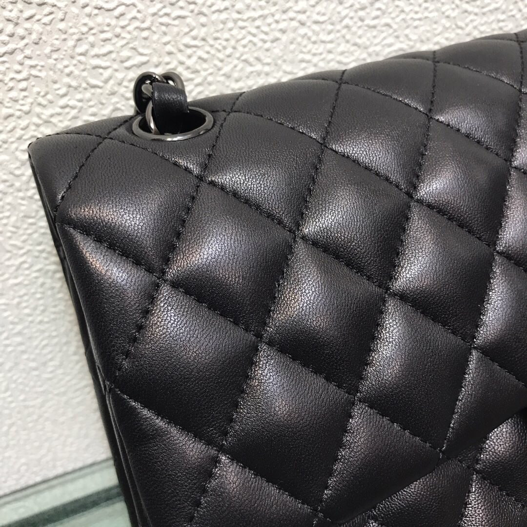 Ch**el CRUMPLED CALFSKIN QUITED DOUBLE FLAP BLACK  15.5x25.5x6.5cm