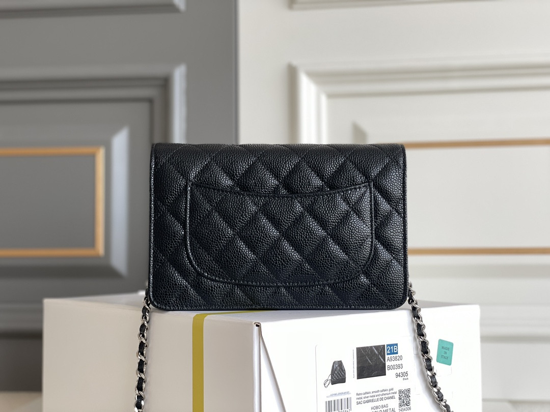 Ch**el WOC CLASSIC WALLET ON CHAIN 12.3x19.2x3.5cm
