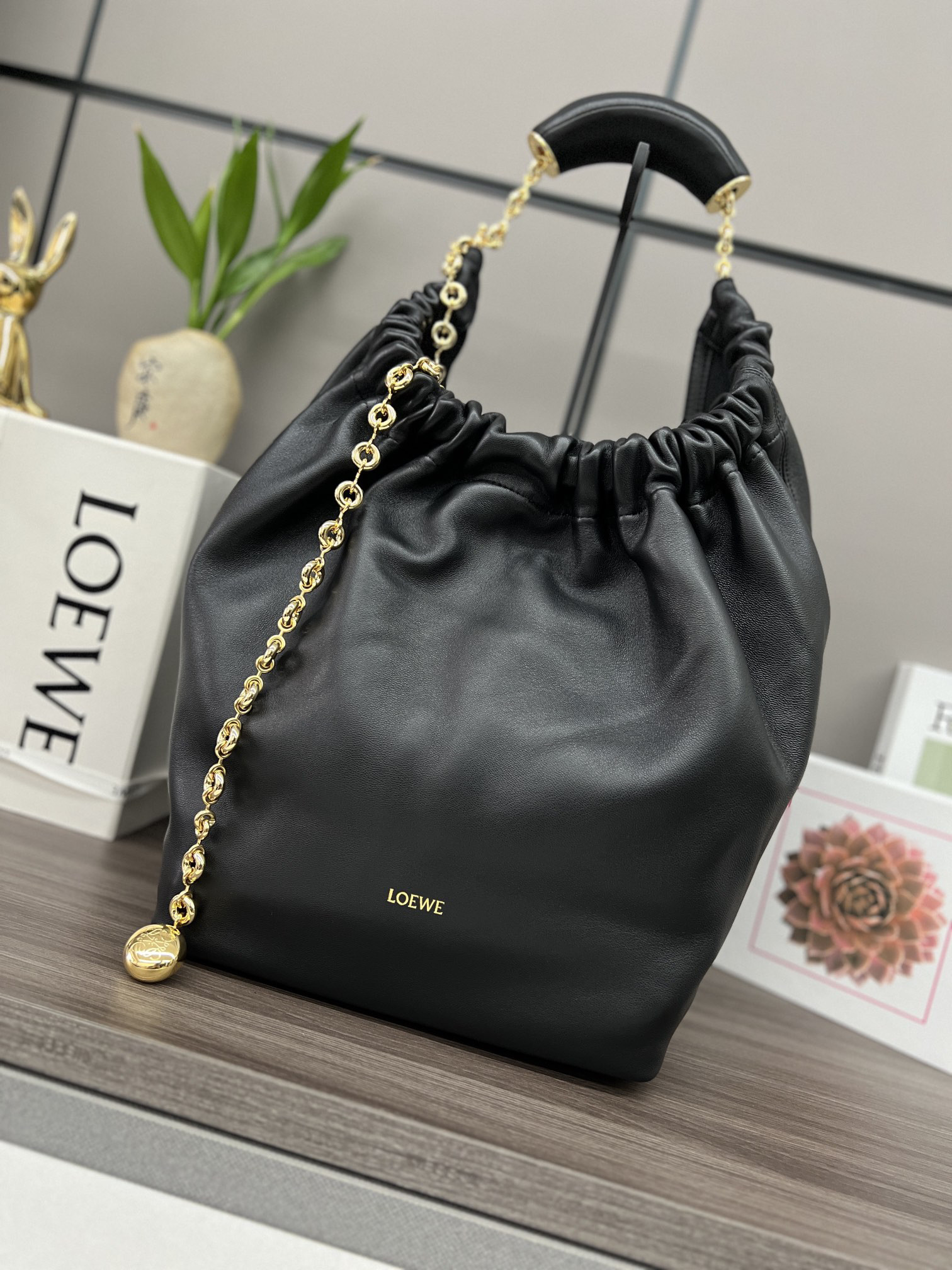 L0ew* Medium Squeeze bag in mellow nappa lambskin 34x33x13.5cm