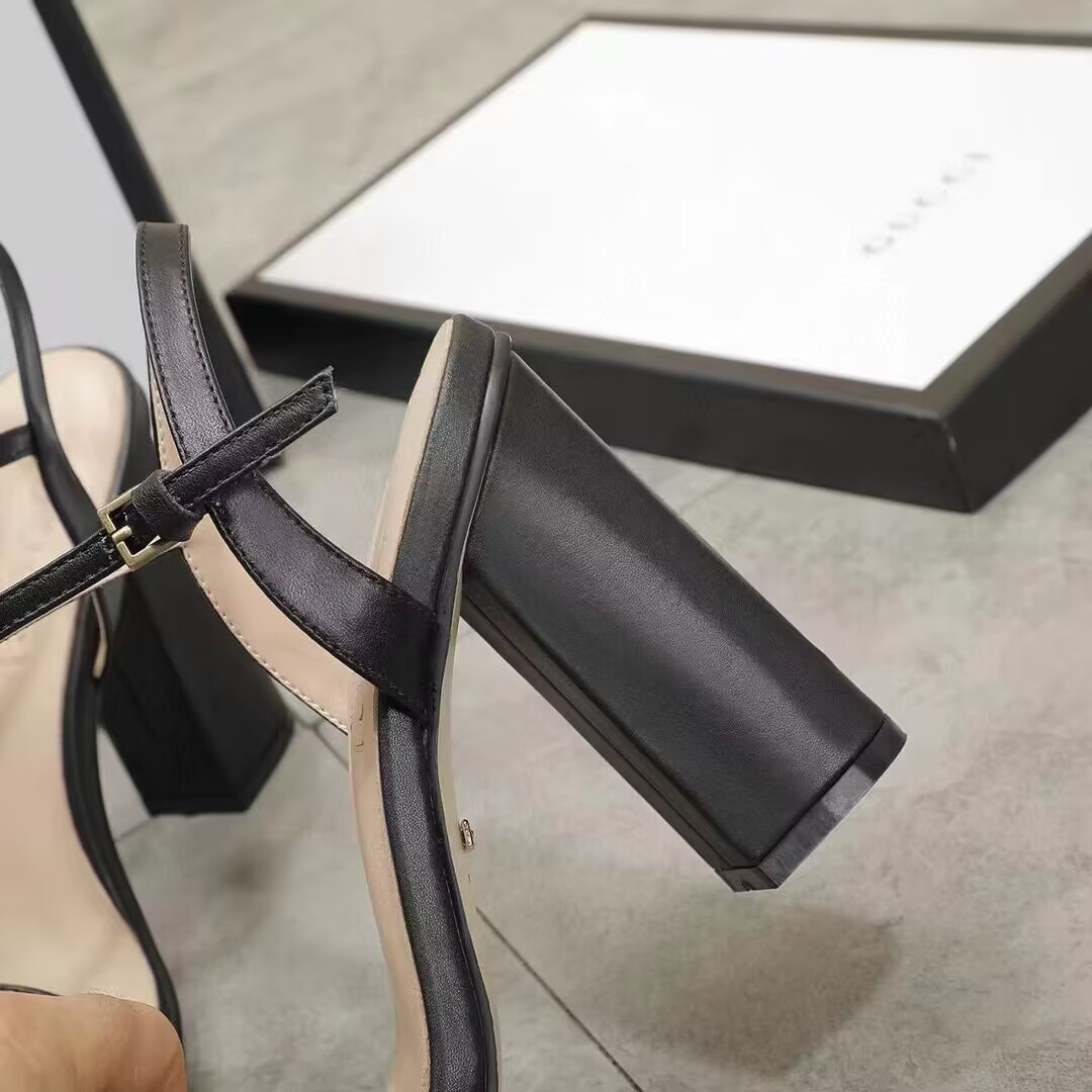 UA Gvc*1 HORSEBIT HEELED SANDAL