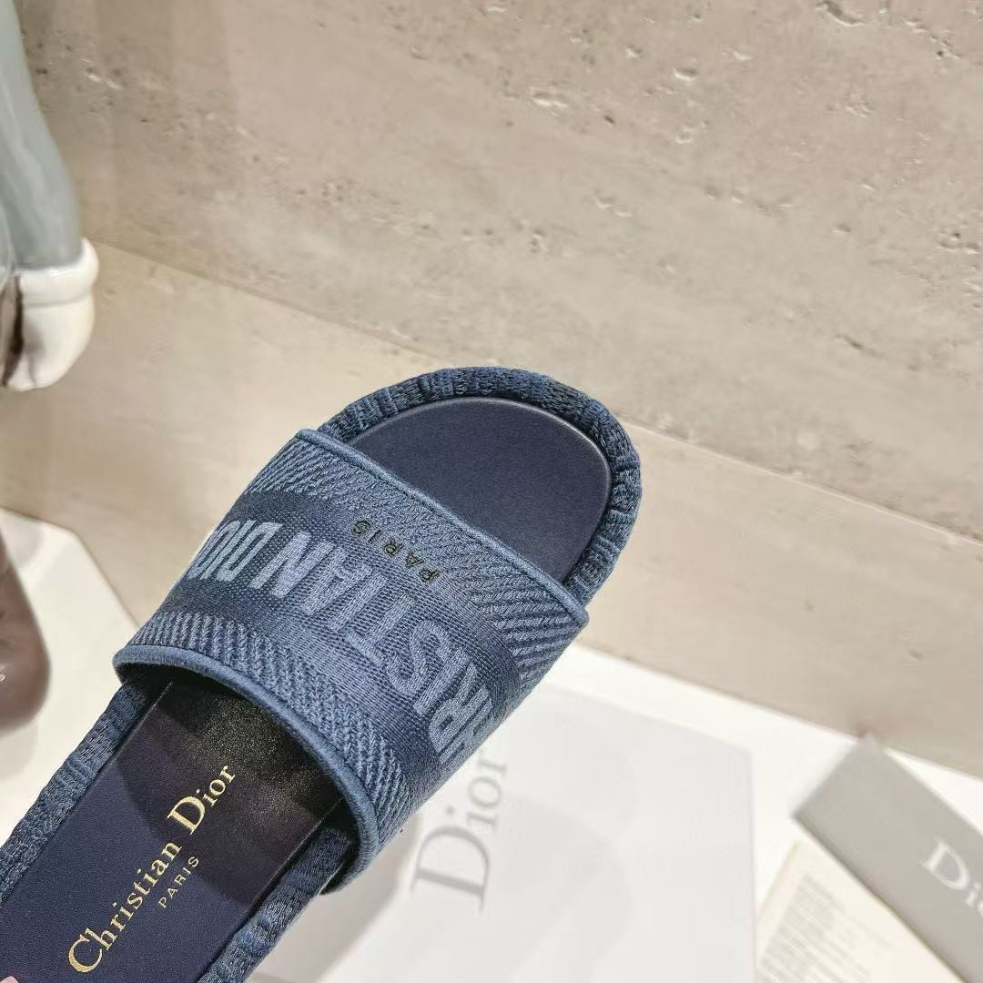 UA D10r Sandal