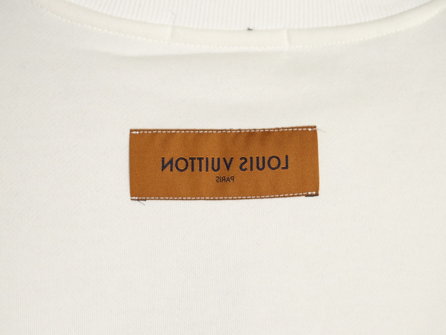 L0vis Vvtt0n LV 25FW Plush Hoodies