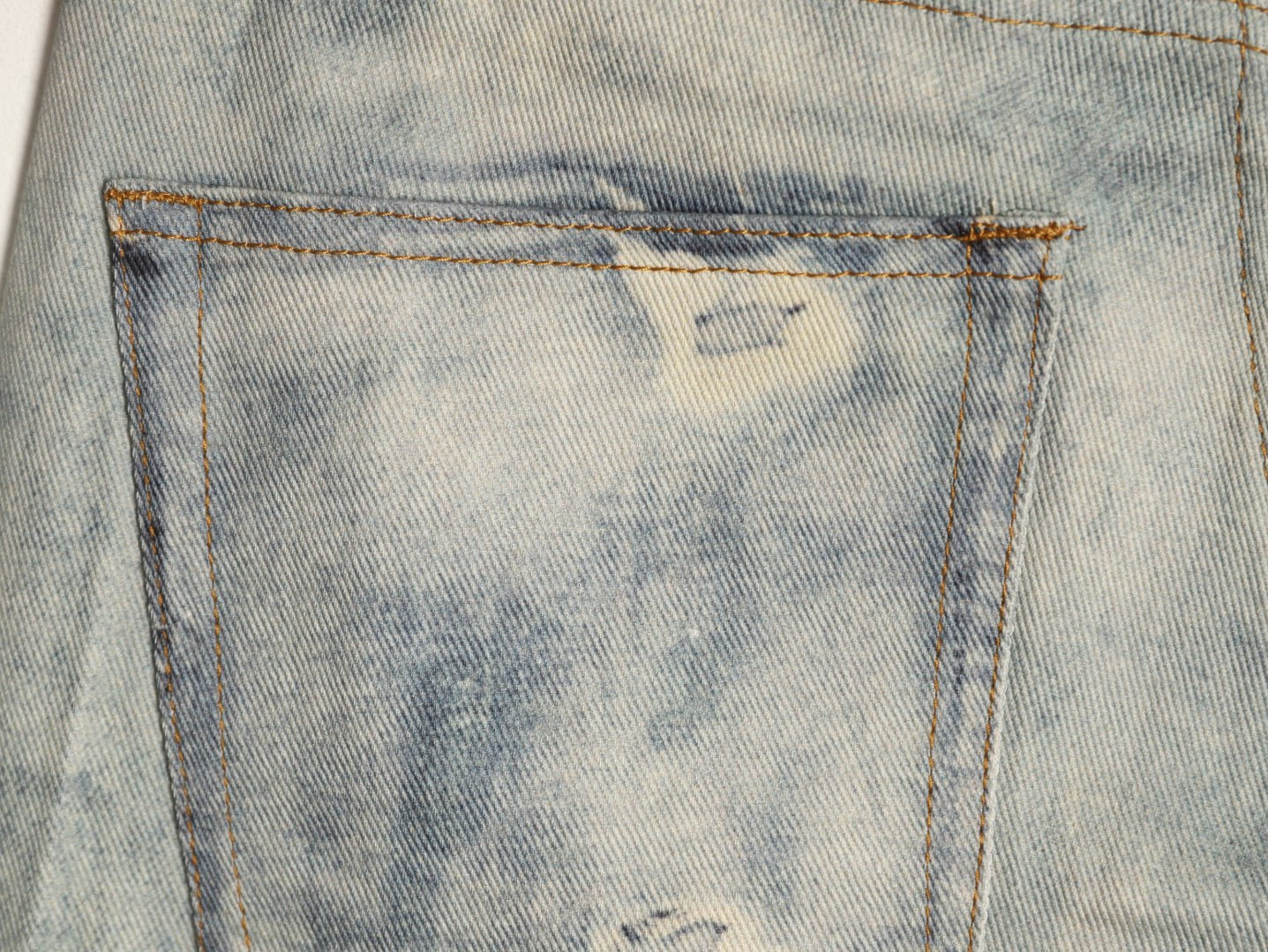 Ba1en*iaga Jeans
