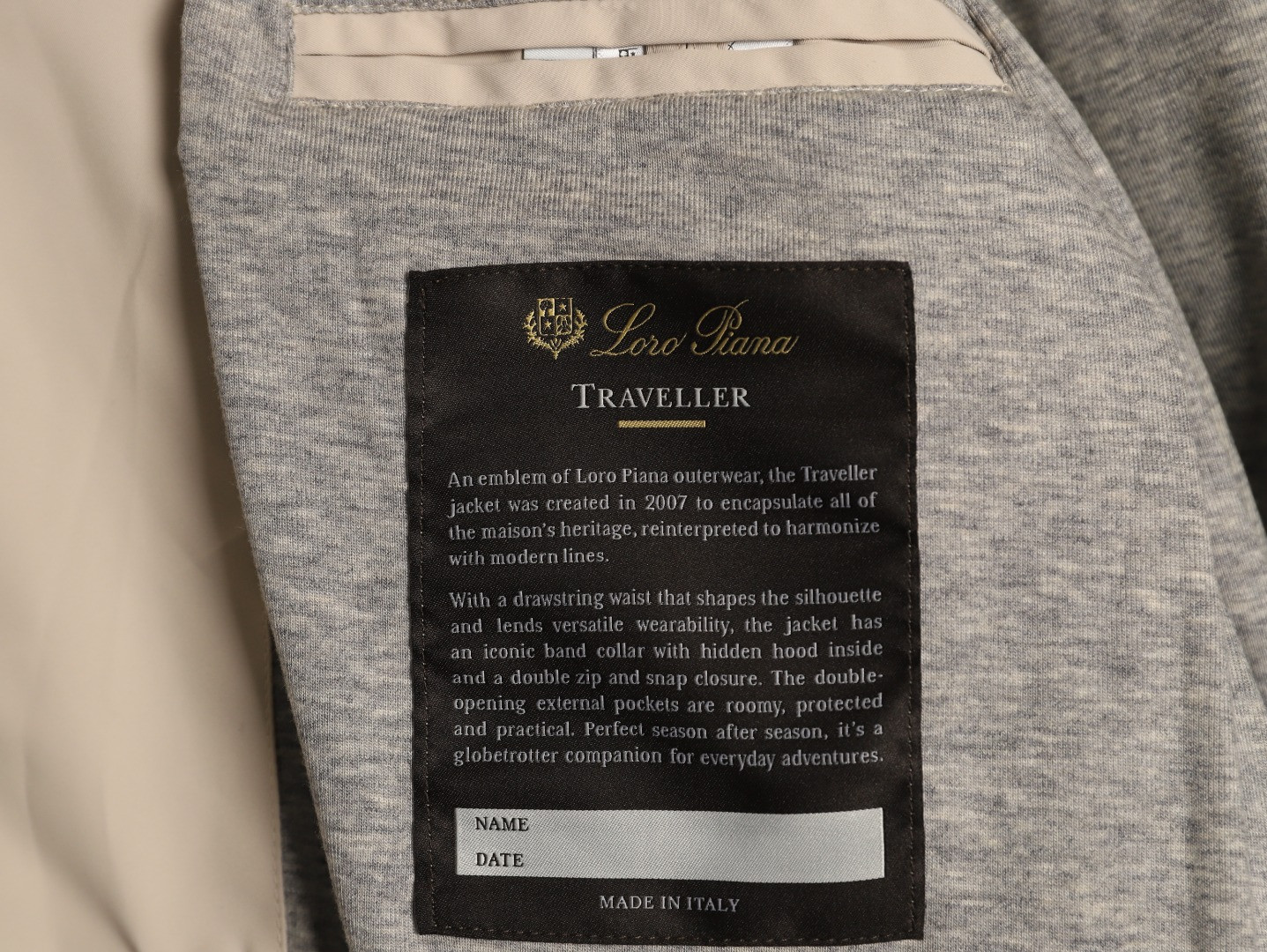 L0r0 P1ana LP Coats