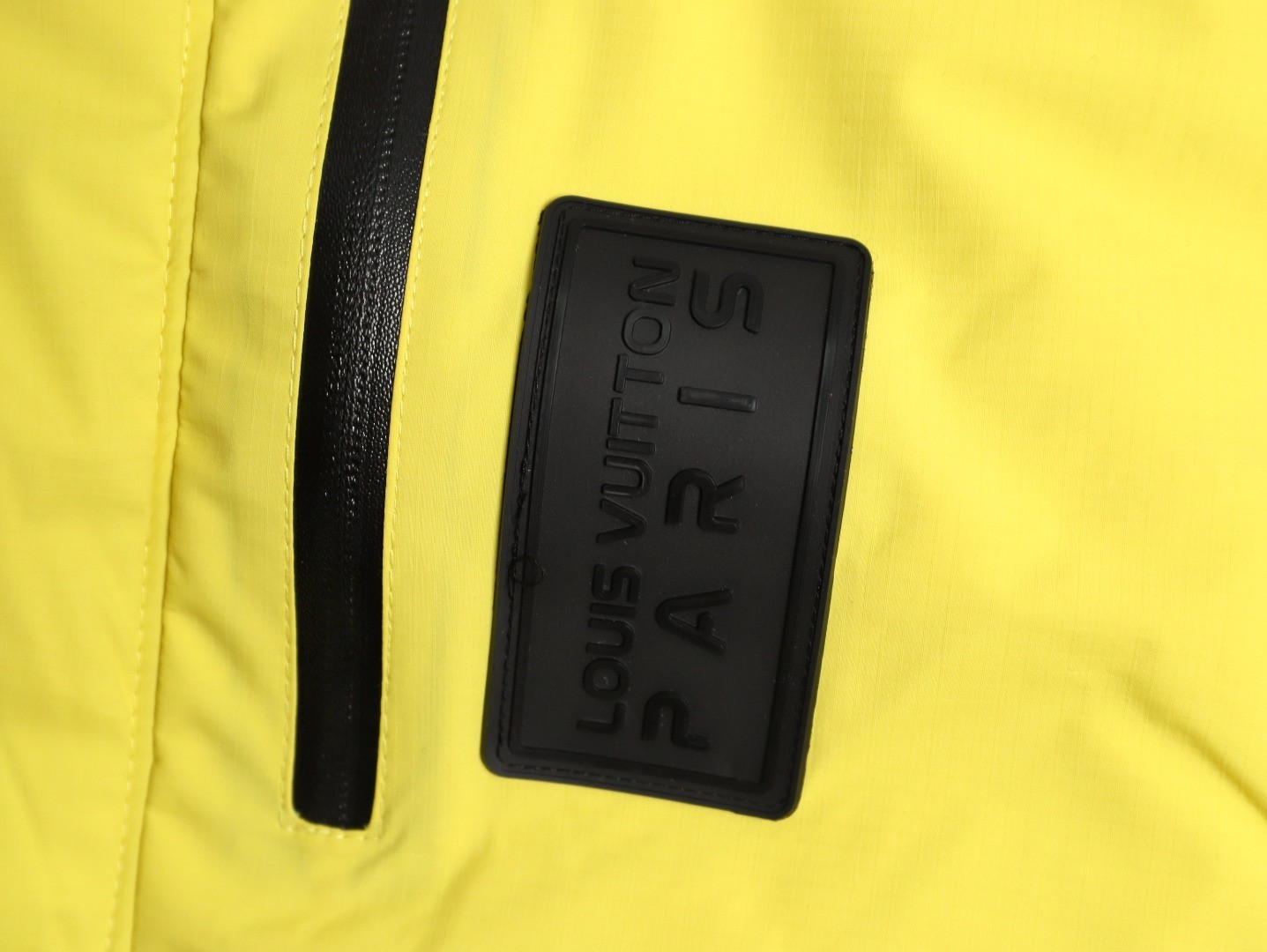 L0vis Vvtt0n 23Fw Short Puffer jacket