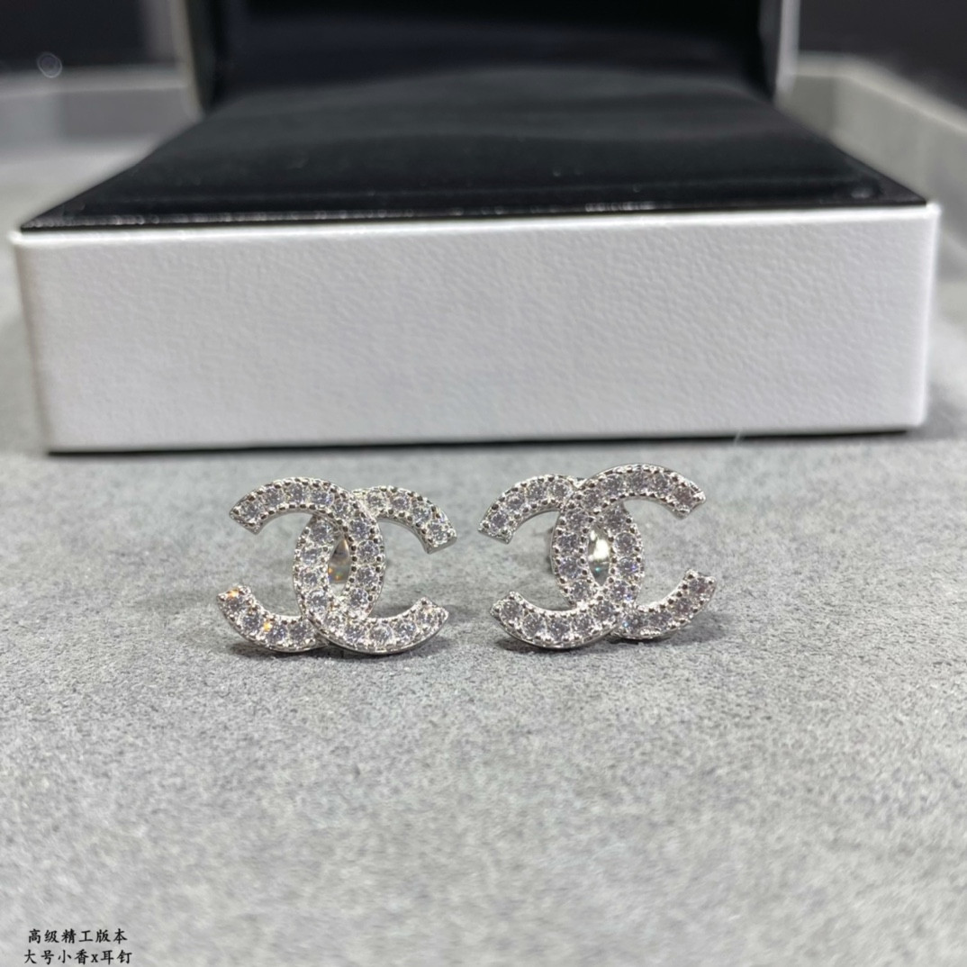 Ch**el Large Ch**el Earrings 1.2cm