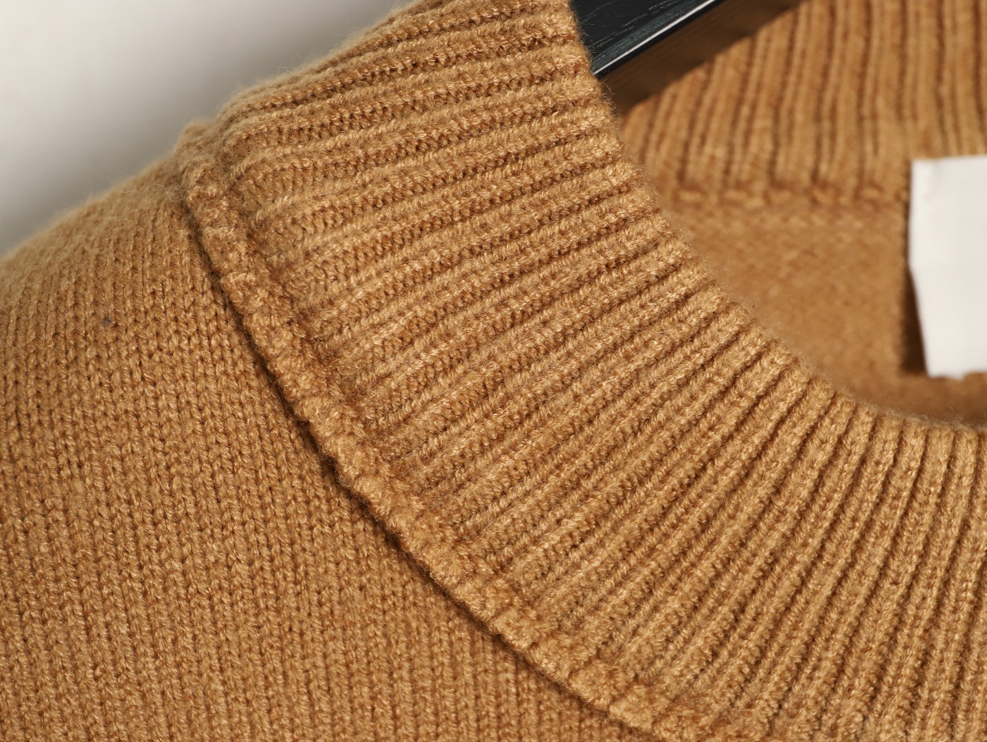 AMI PARIS Knitting Sweaters