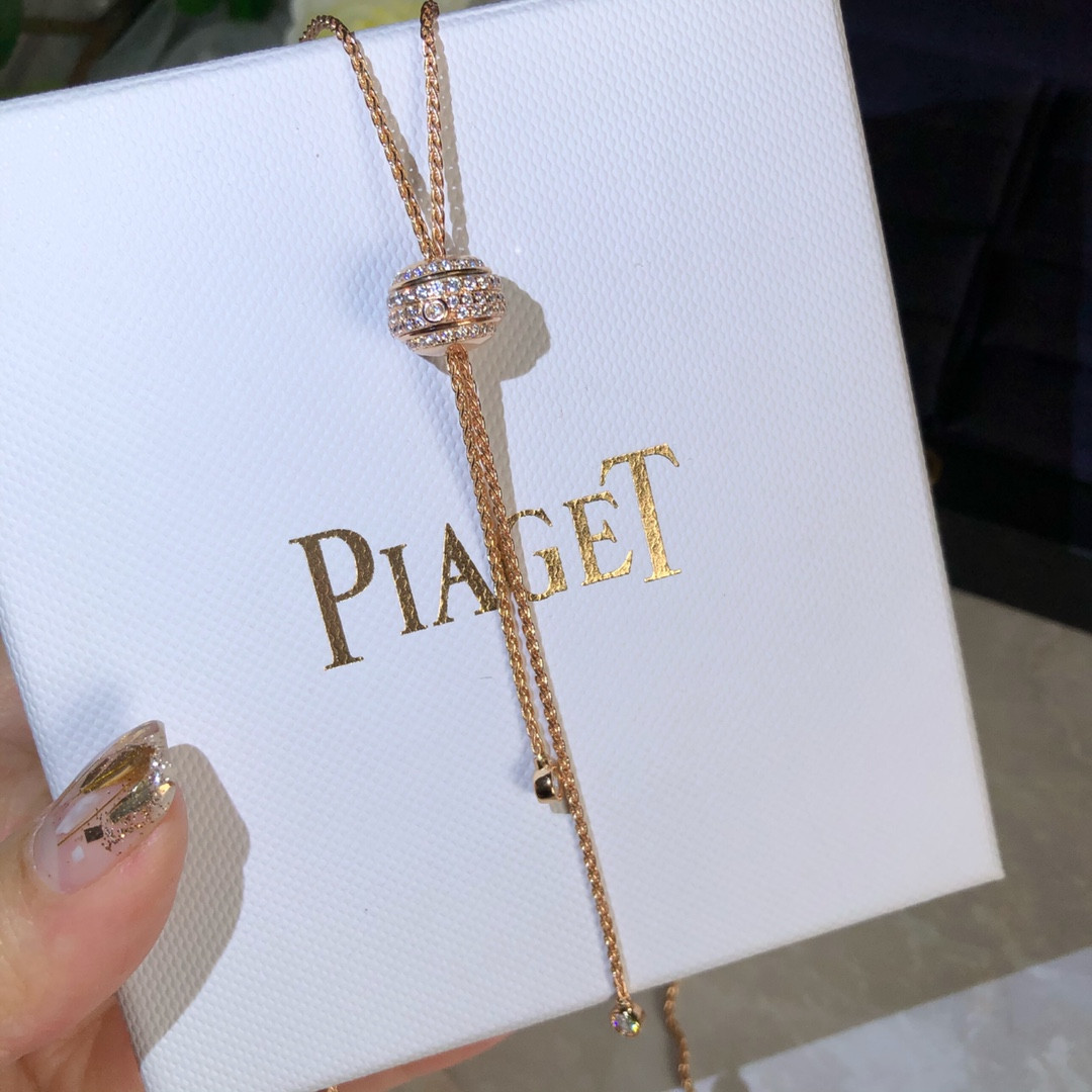 Piaget pull-style Necklace