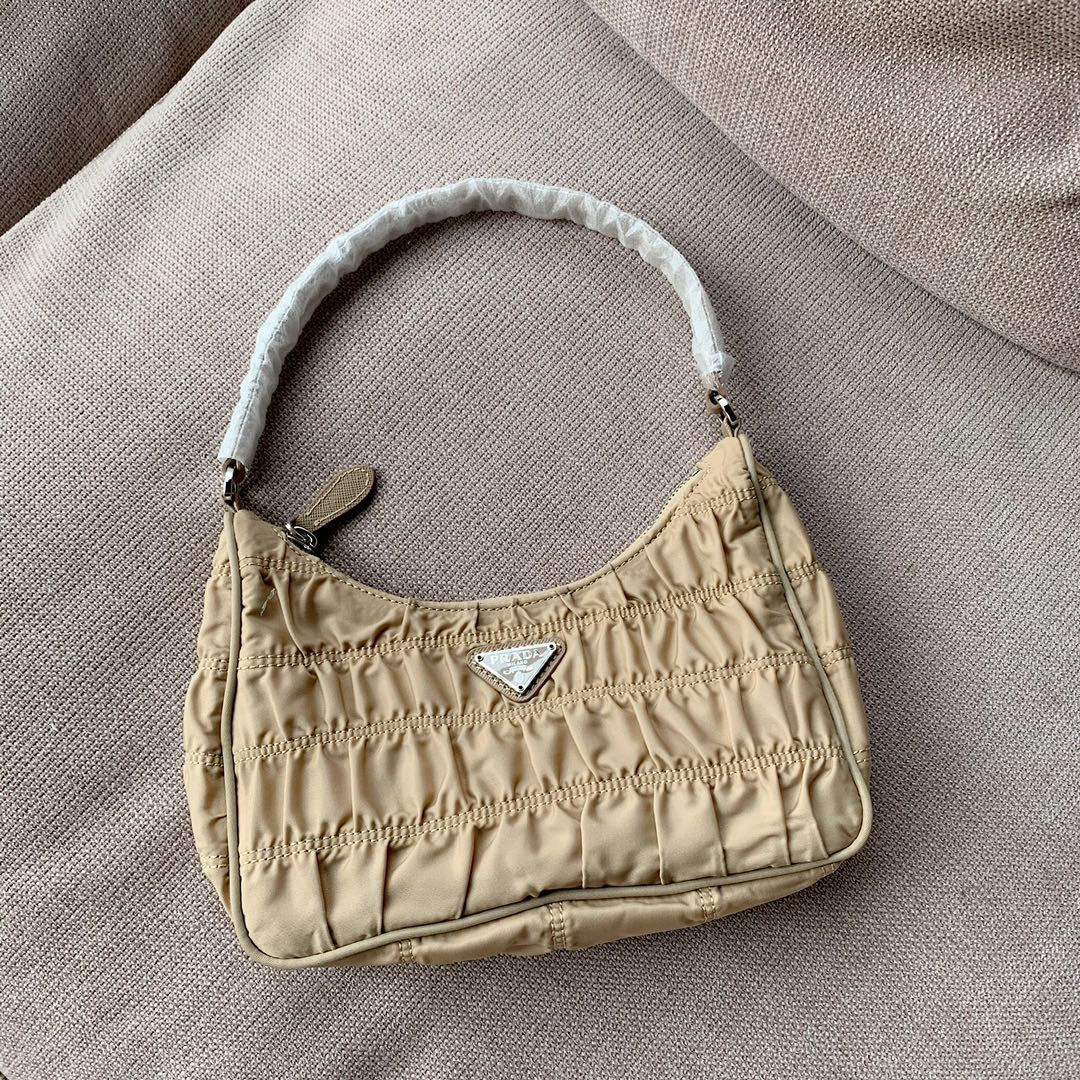 Re-Edition 2000 Nylon Mini Bag