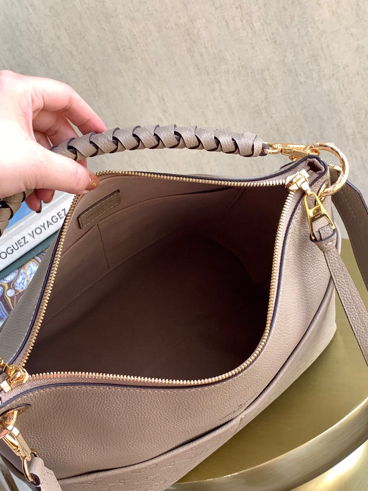 LV MAIDA HOBO M45523