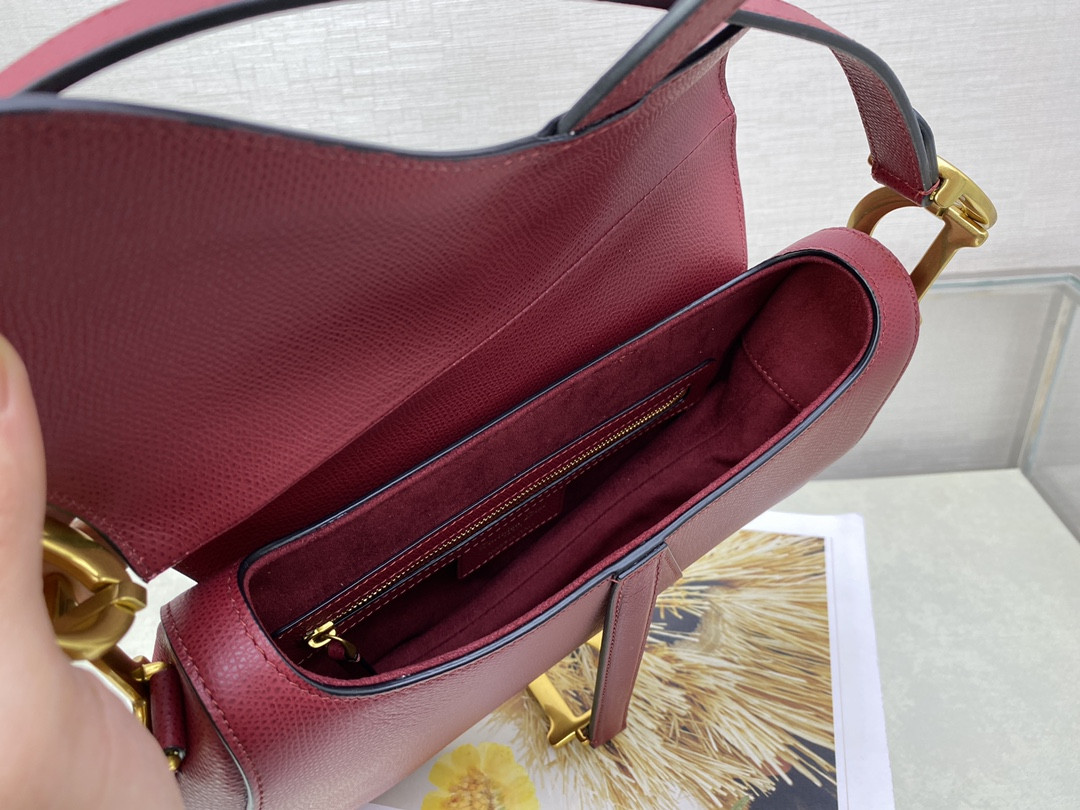 D10r Saddle Bag Amaryllis Red Grained Calfskin 25.5x20x6.5cm