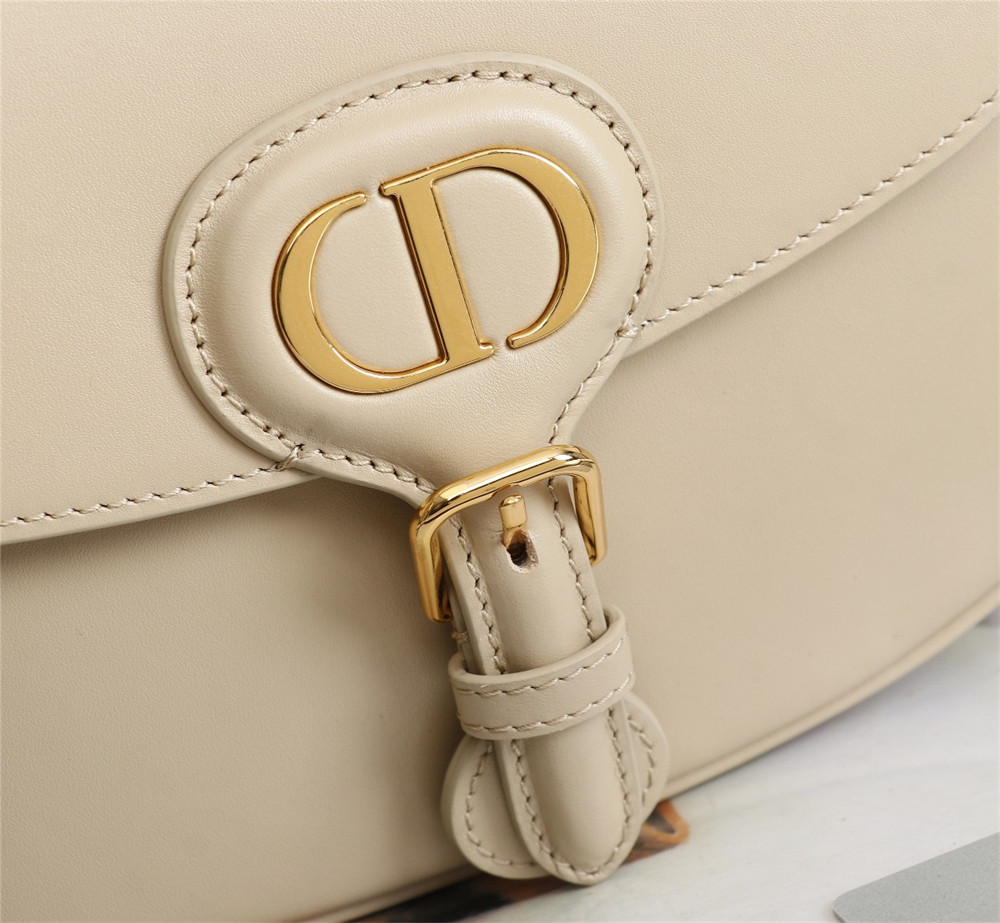 MEDIUM D10r BOBBY BAG Beige Box Calfskin