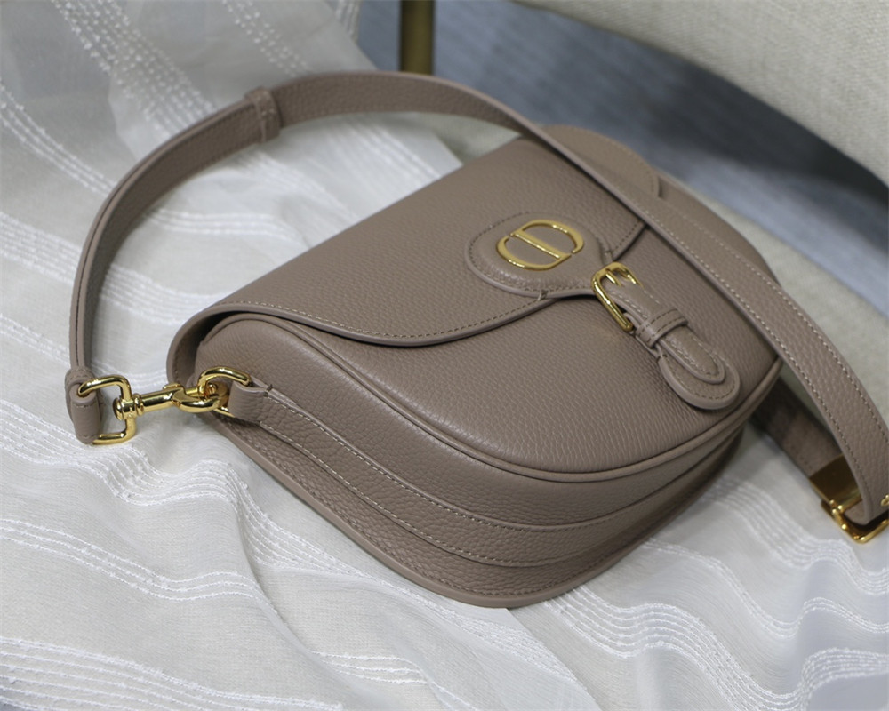 MEDIUM D10r BOBBY BAG Grey Grained Calfskin
