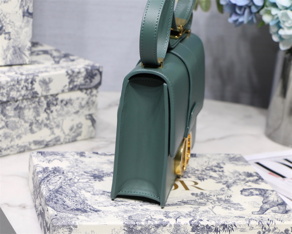 D10r 30 MONTAIGNE CHAIN BAG BLUE