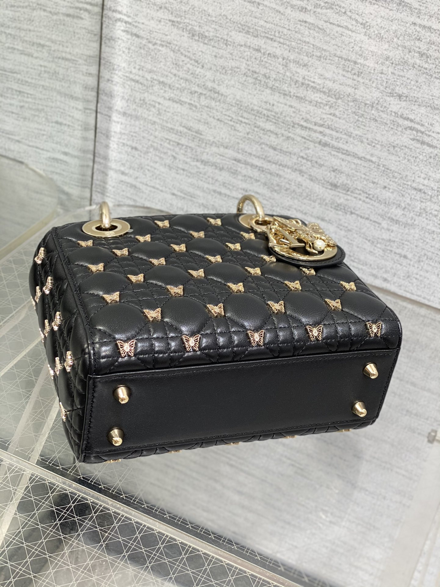 SMALL LADY D10r Black with Butterfly Studs