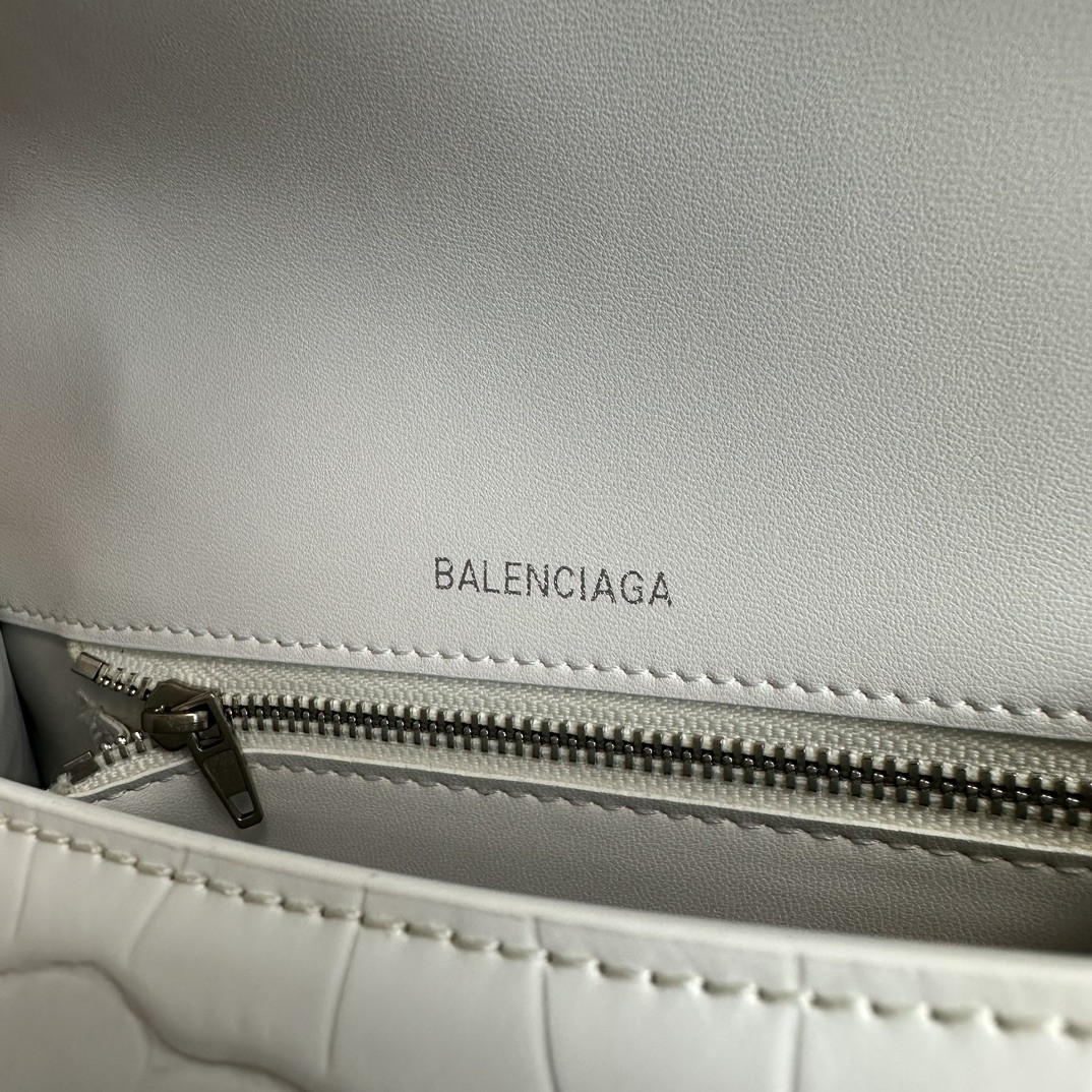 Ba1en*iaga WOMEN