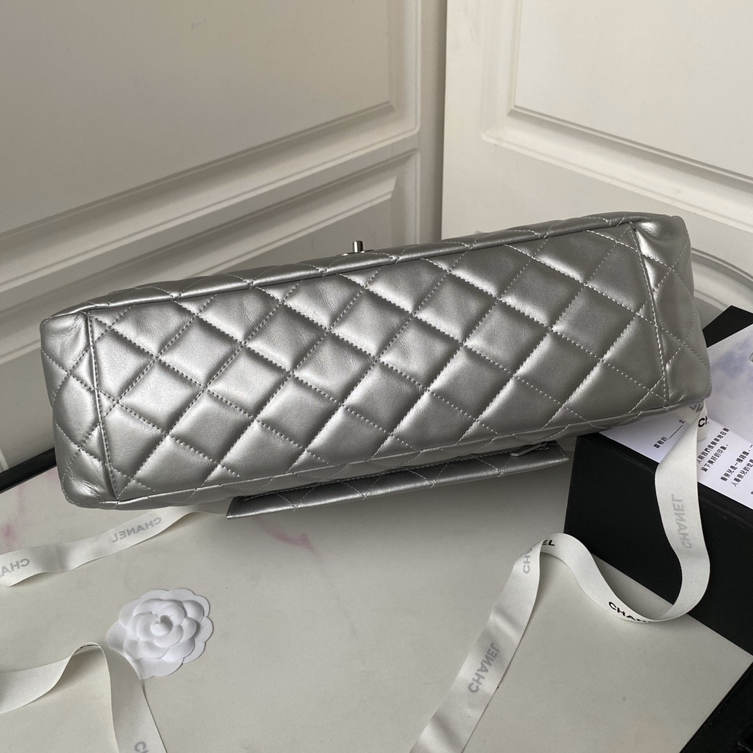 Ch**el CLASSIC FLAP SILVER 28x38x12cm