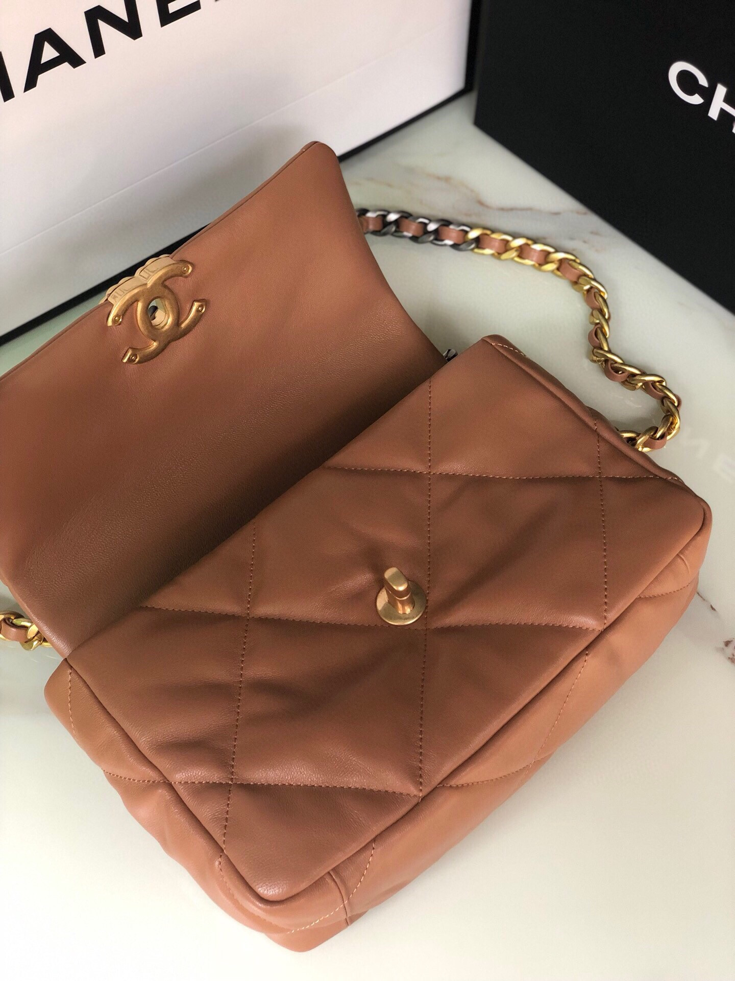 Ch**el 19 HANDBAG Shiny Leather, Gold-Tone, Silver-Tone & Ruthenium-Finish Metal Caramel 6.2 × 10.1 × 3.5 in