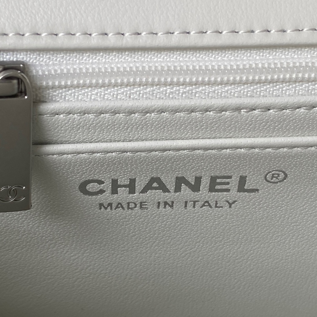 Ch**el MINI FLAP BAG SHINY CALFSKIN & SILVER-TONE METAL WHITE 4.7 × 7.8 × 2.3 in