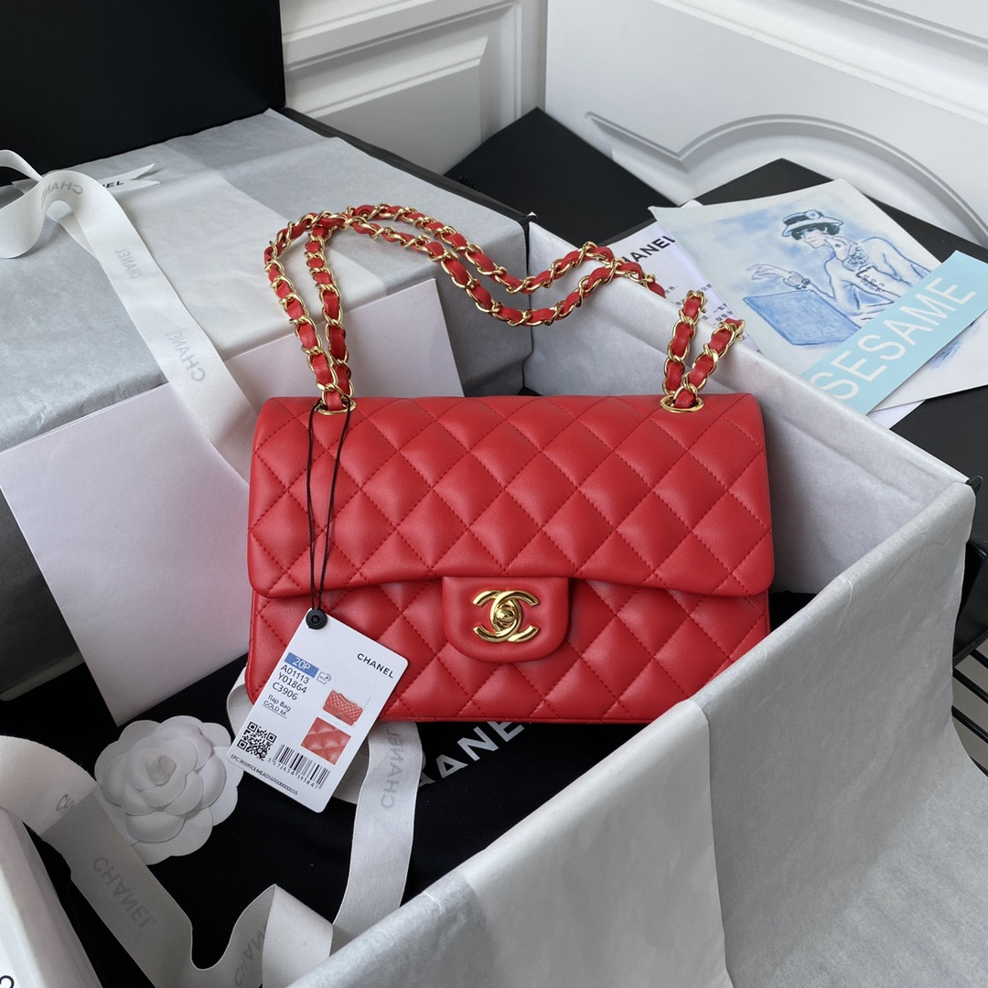 Ch**el SMALL CLASSIC HANDBAG LAMBSKIN & Gold-TONE METAL Red 5.7 × 9 × 2.3 IN