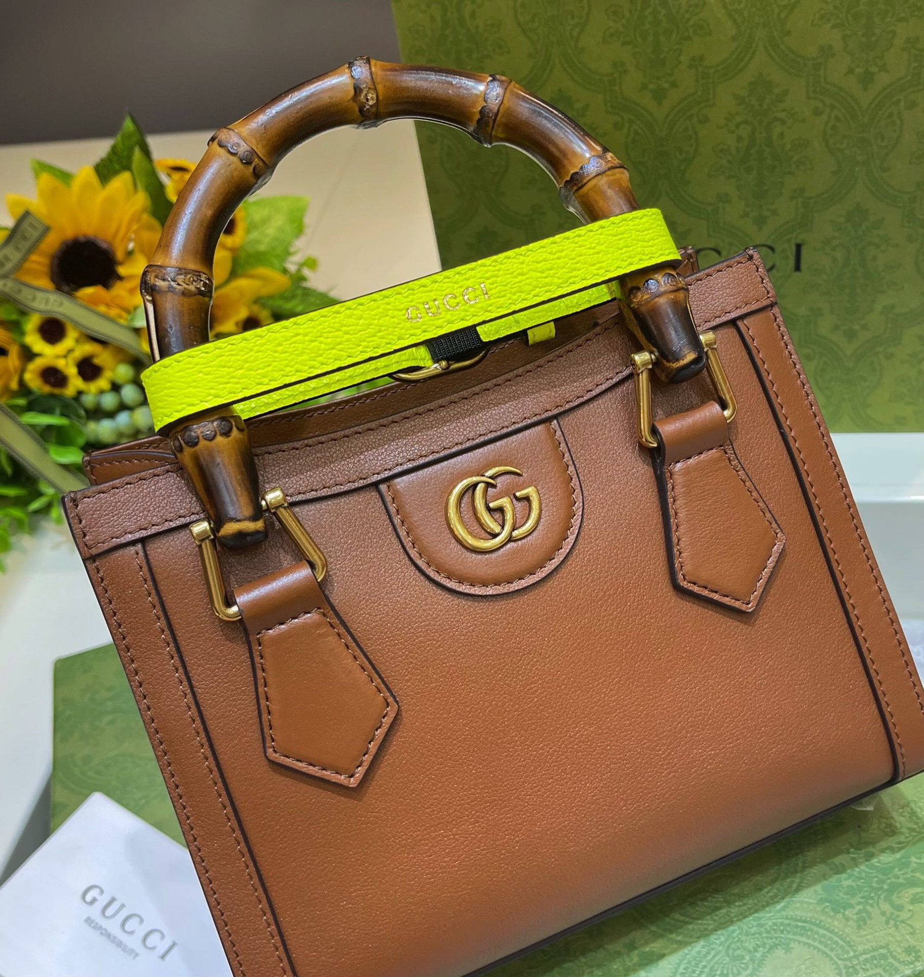 Gvc*1 DIANA MINI TOTE BAG Brown 20W x 16H x 10D CM