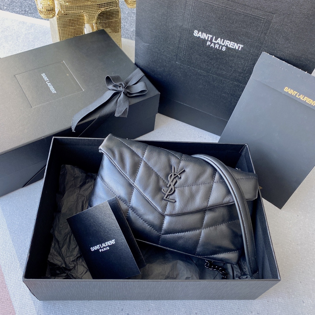 Y51 PUFFER IN LEATHER NAVY 23 X 15.5 X 5.8 CM