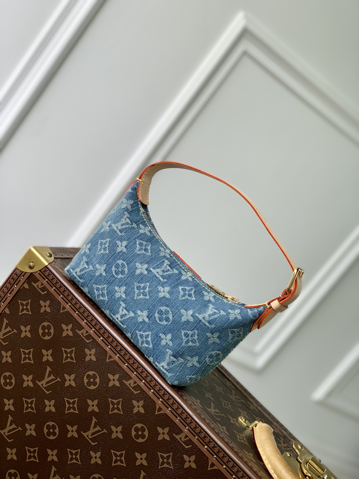 l0vis Vvtt0n m82949 hills pochette 18.5 x 11 x 6.6 cm