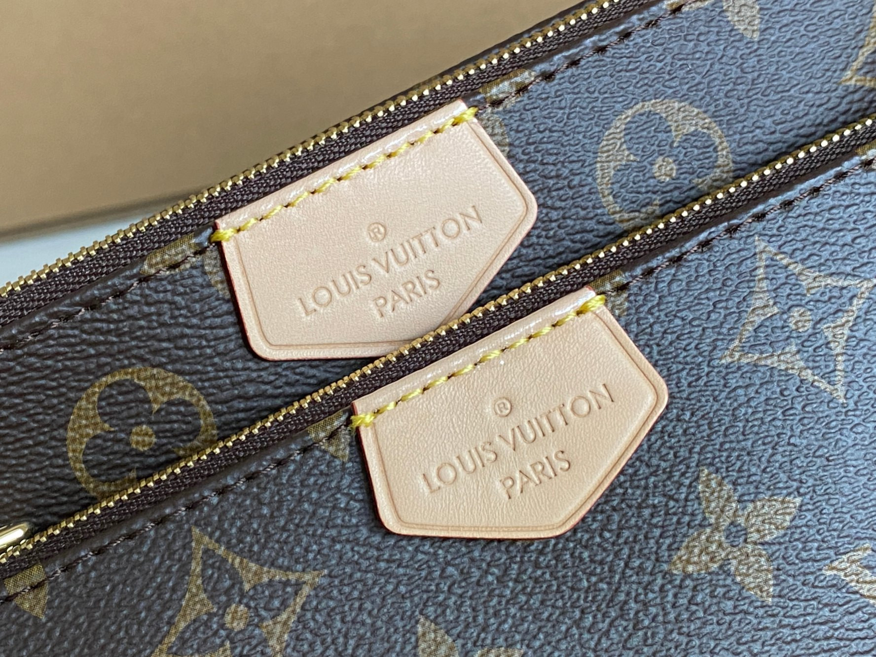 L0vis Vvtt0n M44813 Multi Pochette Accessoires 9.4 x 5.3 x 1.6 inches